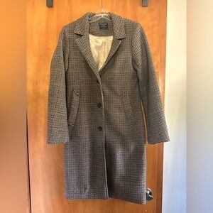 Abercrombie & Fitch Houndstooth Trench Coat